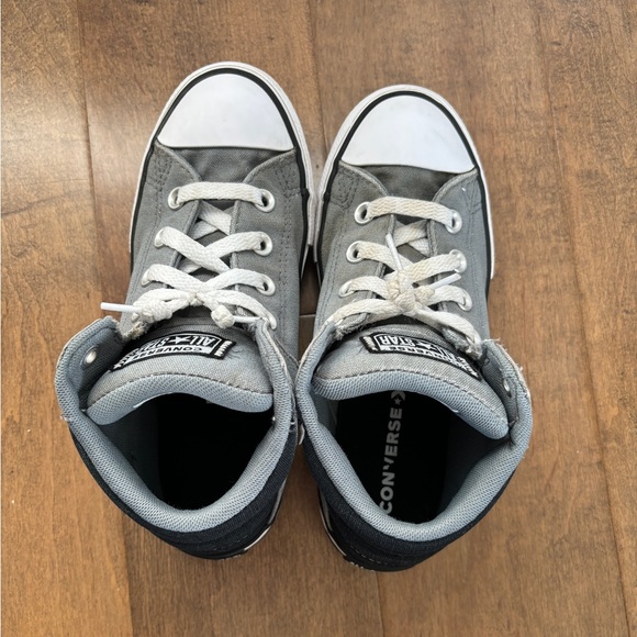 Hightop Converse - Picture 4 of 6